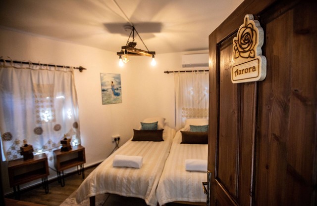Aurora - Old Town EnSuite w/Free Wifi&Breakfast