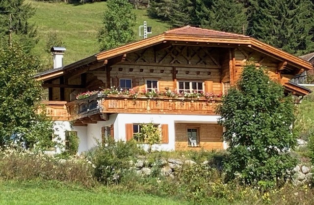 Aussergewöhnliches Chalet in Lermoos, Mitten in der Tiroler Zugspitzarena