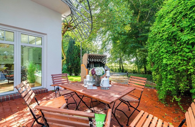 Auster- Exklusive Einrichtung auf 120 m² mit Terrasse und Strandkorb