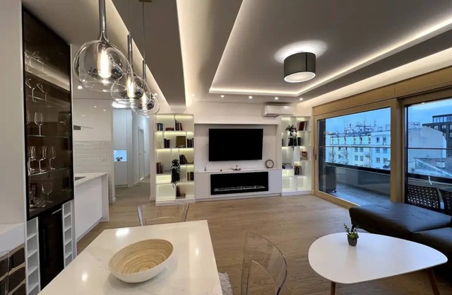 Austin Modern Penthouse in the heart of Belgradenn