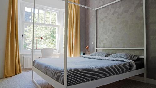 Authentic Amsterdam Bed and Breakfast Rai