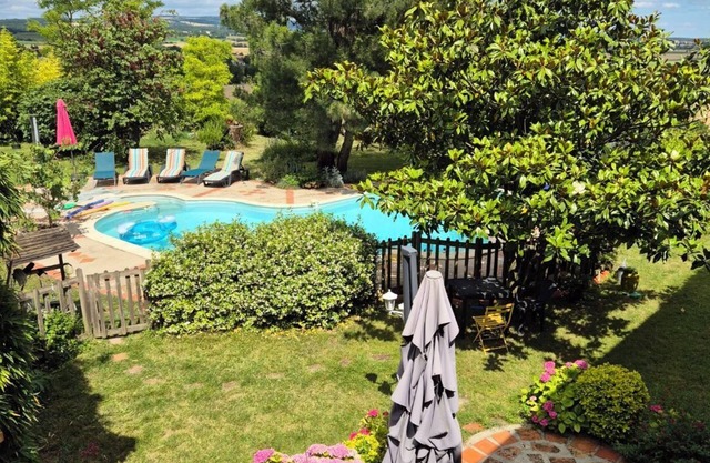 Authentic mansion Lauragaise to Souilhe secure pool