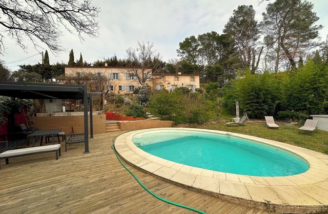 Authentic Mas Provençal with charm, Villecroze