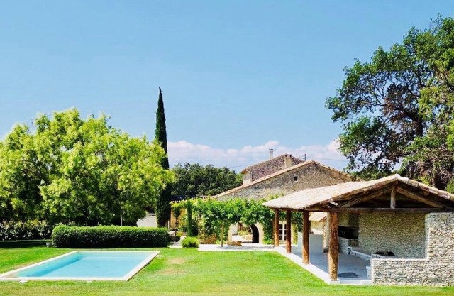 Authentic Stone Farmhouse with Heated Pool near Grignan in Drôme Provençale