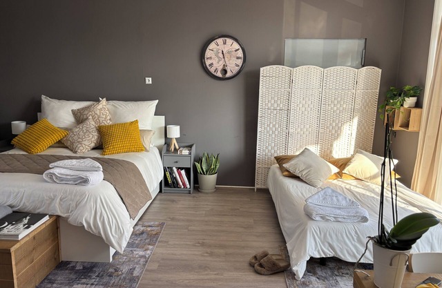 Authentic Travellers Suite