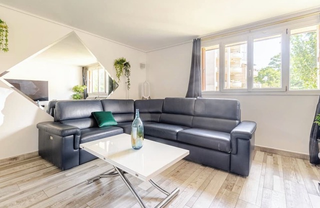 Autonomous Entry & Parking Boulogne-Billancourt