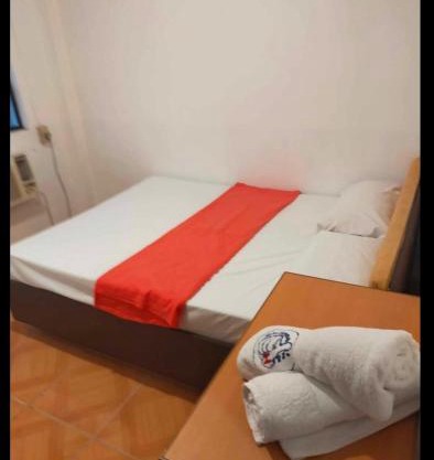 Auzone Inn Budget Hometel