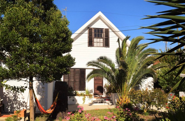 AVEIRO BEACH HOUSE, IDEAL FOR FAMILIES, CHALET TYPE