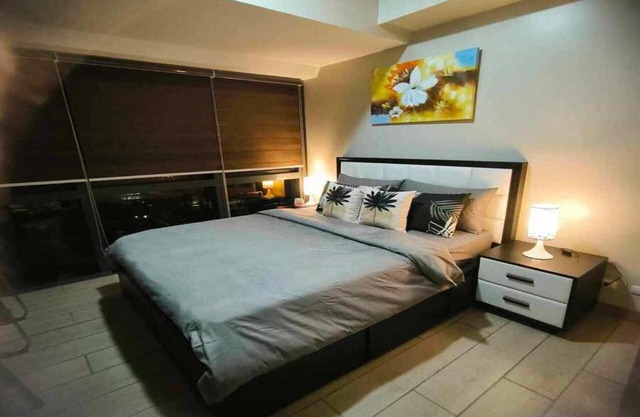 Avery's Place @ One Eastwood Avenue