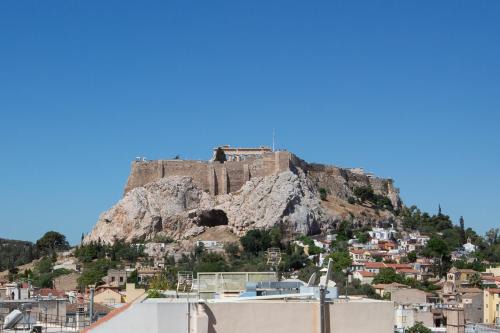 Avgi - Premium Acropolis view - family bedroom