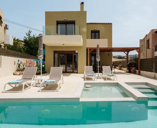 Avidianos' -Family Perfect- Residence