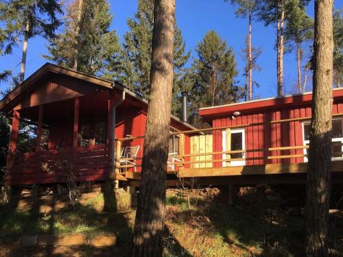 Avskilt Semesterhus Mitt I Skogen