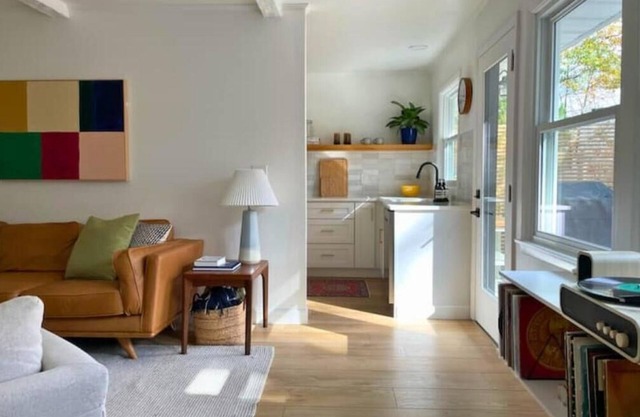 Away Upstate, a cozy retreat w/Firepit and Wood Stove