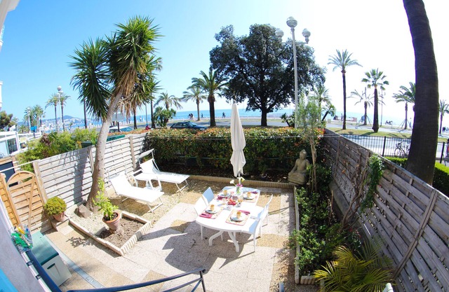 Awesome Apartament in Promenade - Nice sea view and private garden