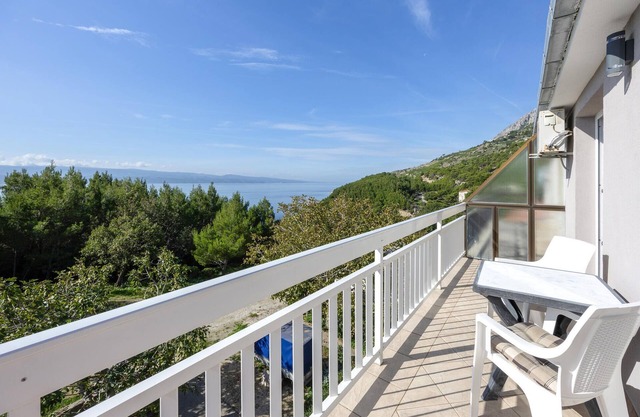 Awesome apartment in Lokva Rogoznica