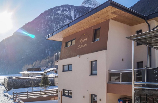 Awesome apartment in Längenfeld
