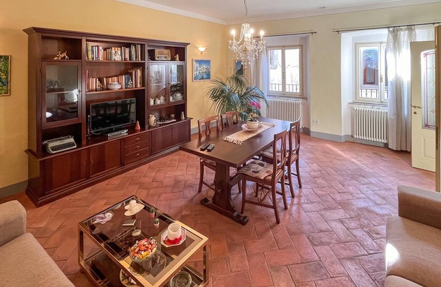 Awesome apartment in Bibbiena with WiFi