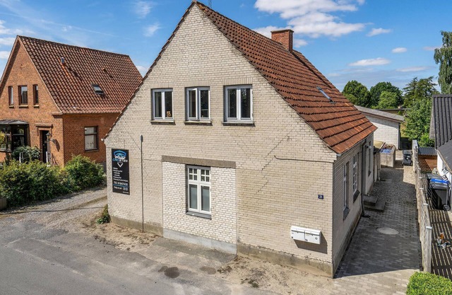 Awesome apartment in Otterup with WiFi