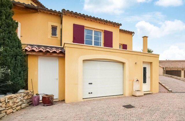 Awesome apartment in Visan