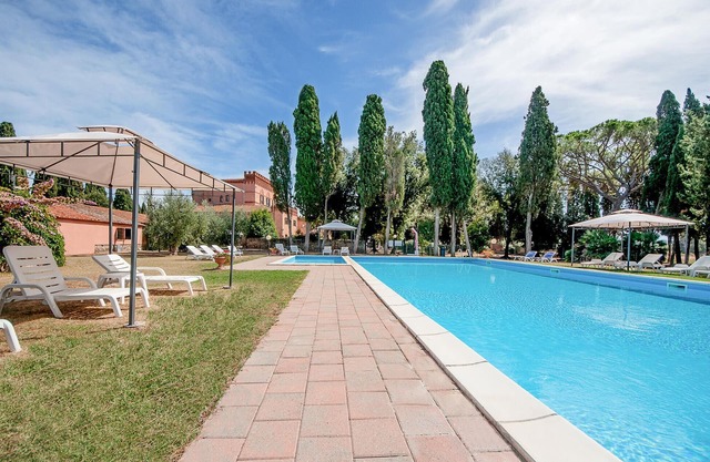Awesome home in Campiglia Marittima