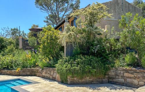 Awesome Home In Prades Sur Vernazobre