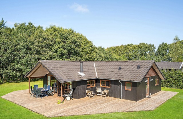 Awesome home in Ansager with WiFi