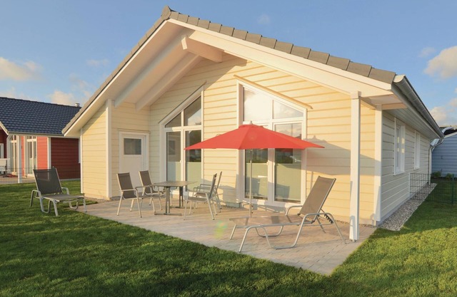 Awesome home in Dagebüll with kitchen