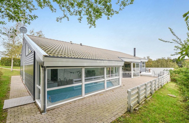 Awesome home in Ebeltoft with sauna