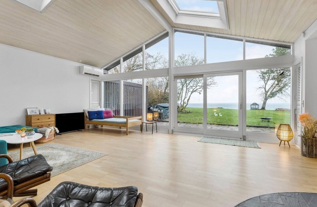 Awesome home in Holbæk with WiFi