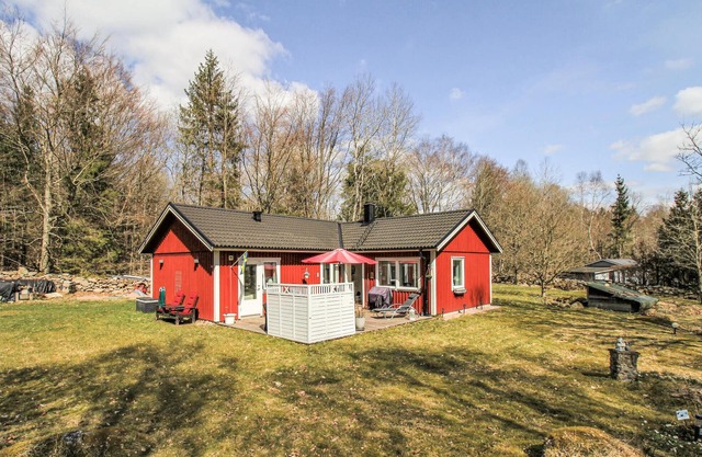 Awesome home in Hörby with kitchen