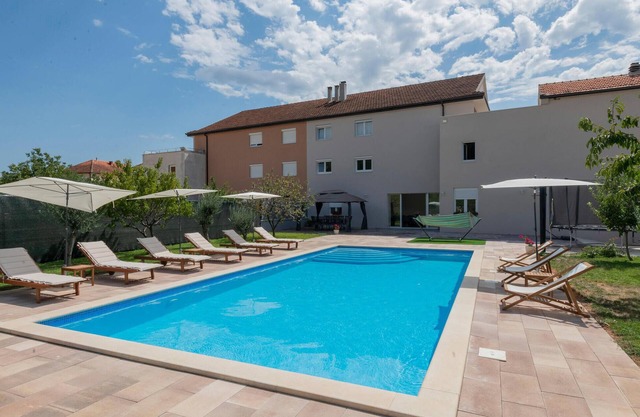 Awesome home in Imotski