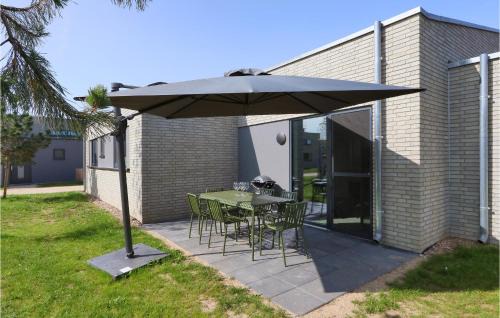Awesome Home In Lembruchdümmer See