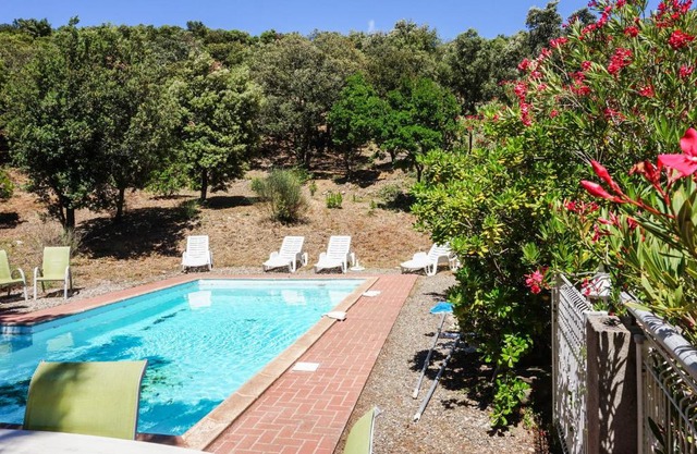 Awesome Home In Pierrerue