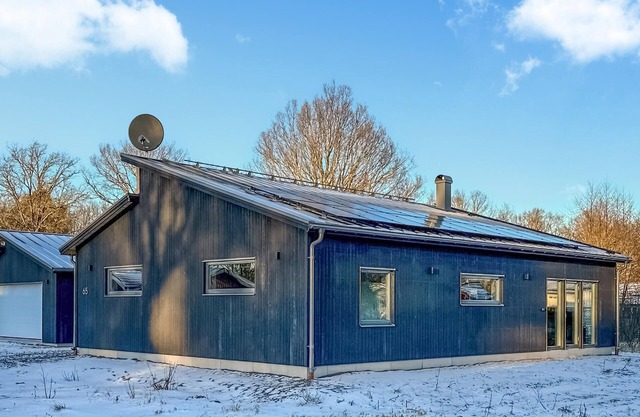 Awesome home in Rockneby with kitchen