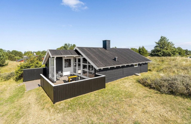 Awesome home in Thisted with sauna