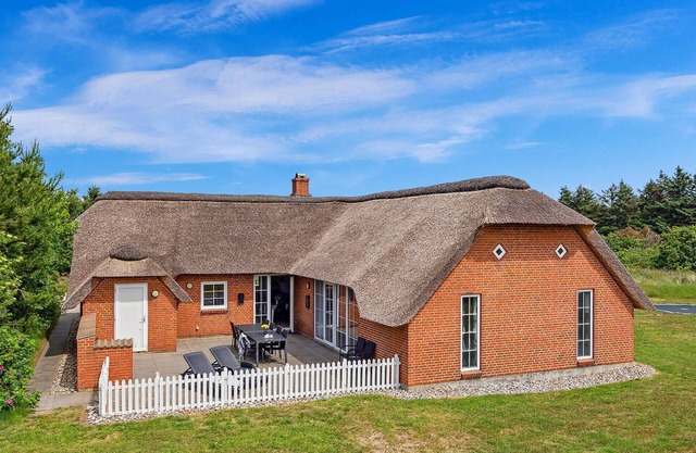 Awesome home in Ulfborg with sauna