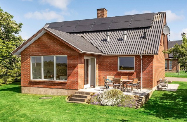 Awesome home in Vestervig with WiFi