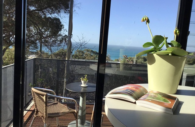 AWESOME STUDIO - Stunning Sea Views