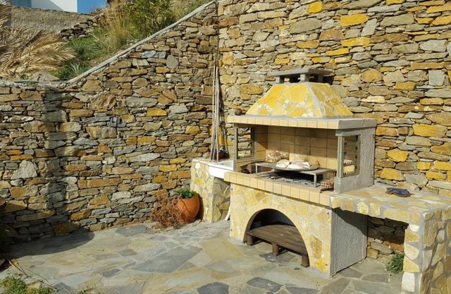 Awesome traditional maisonette house-Kythnos
