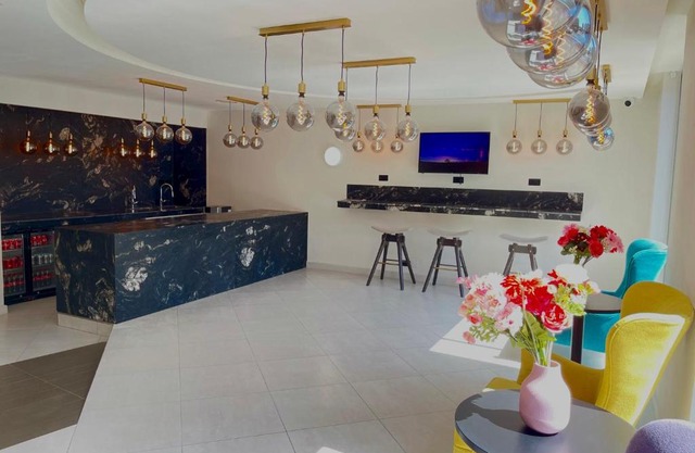 Axiom Park Hotel