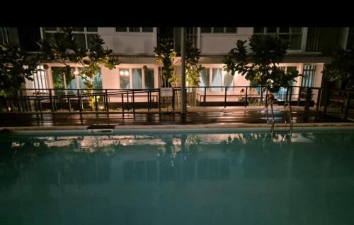 Ayesha Metrocity Staycation N-02 & N-5-03