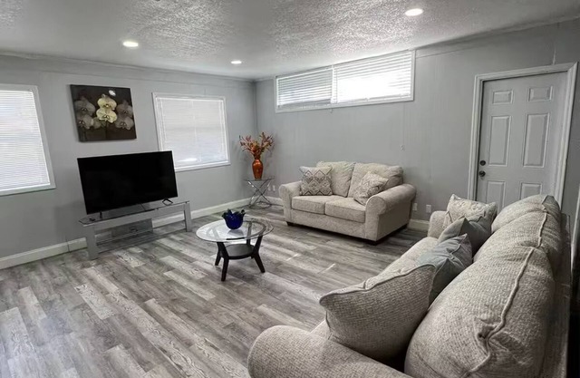 Ayianna's Luxury Home.