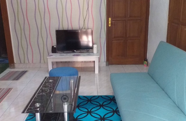 AYO Homestay rumah sewa untuk harian/mingguan dgn harga terjangkau dan nyaman.