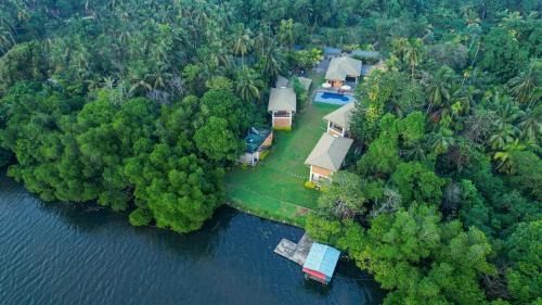 Ayuwaters Authentic Yoga and Ayurveda Retreat by the Bentota River All Inclusive