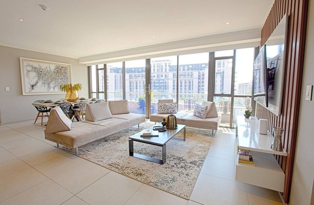 Azalia Penthouse - Masingita Towers, Sandton