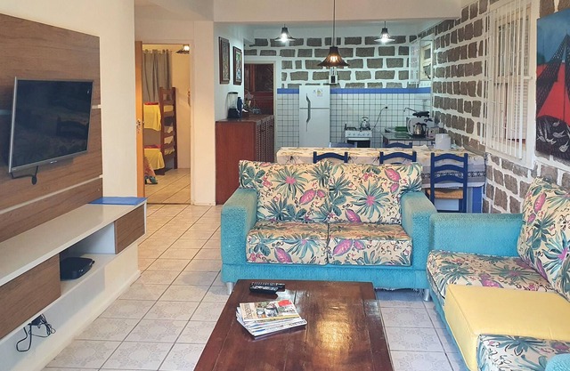 Azoriana - Casa Pé-na-areia a Passos da Praia e em Meio a Natureza