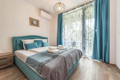 Azur Deluxe Apartment