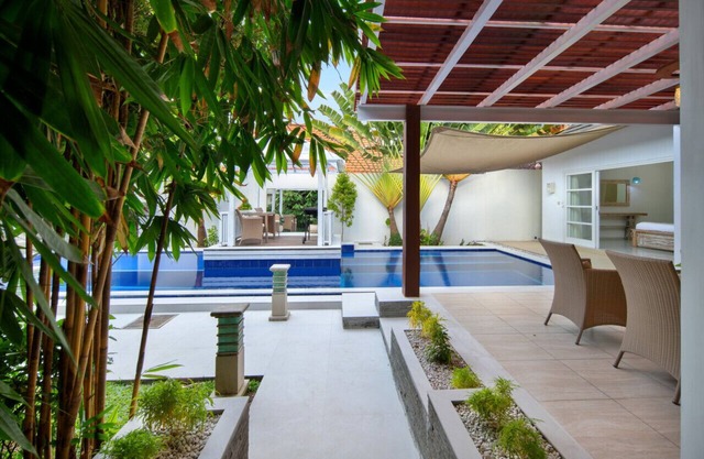 Azure New Luxe Canggu Beach Villa 2 min to beach