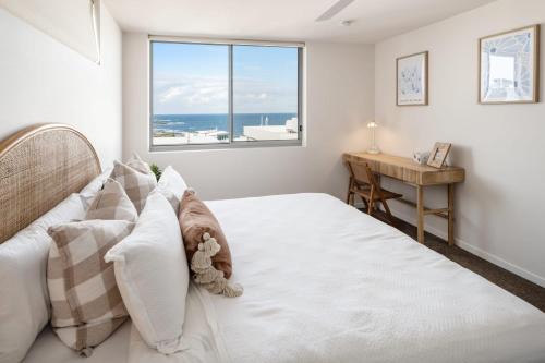 Azure Oceanside Apartment at Kings Beach