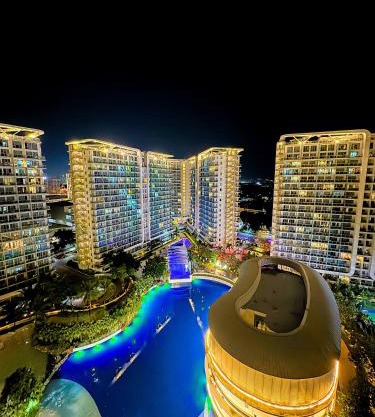 Azure Tranquil Staycation